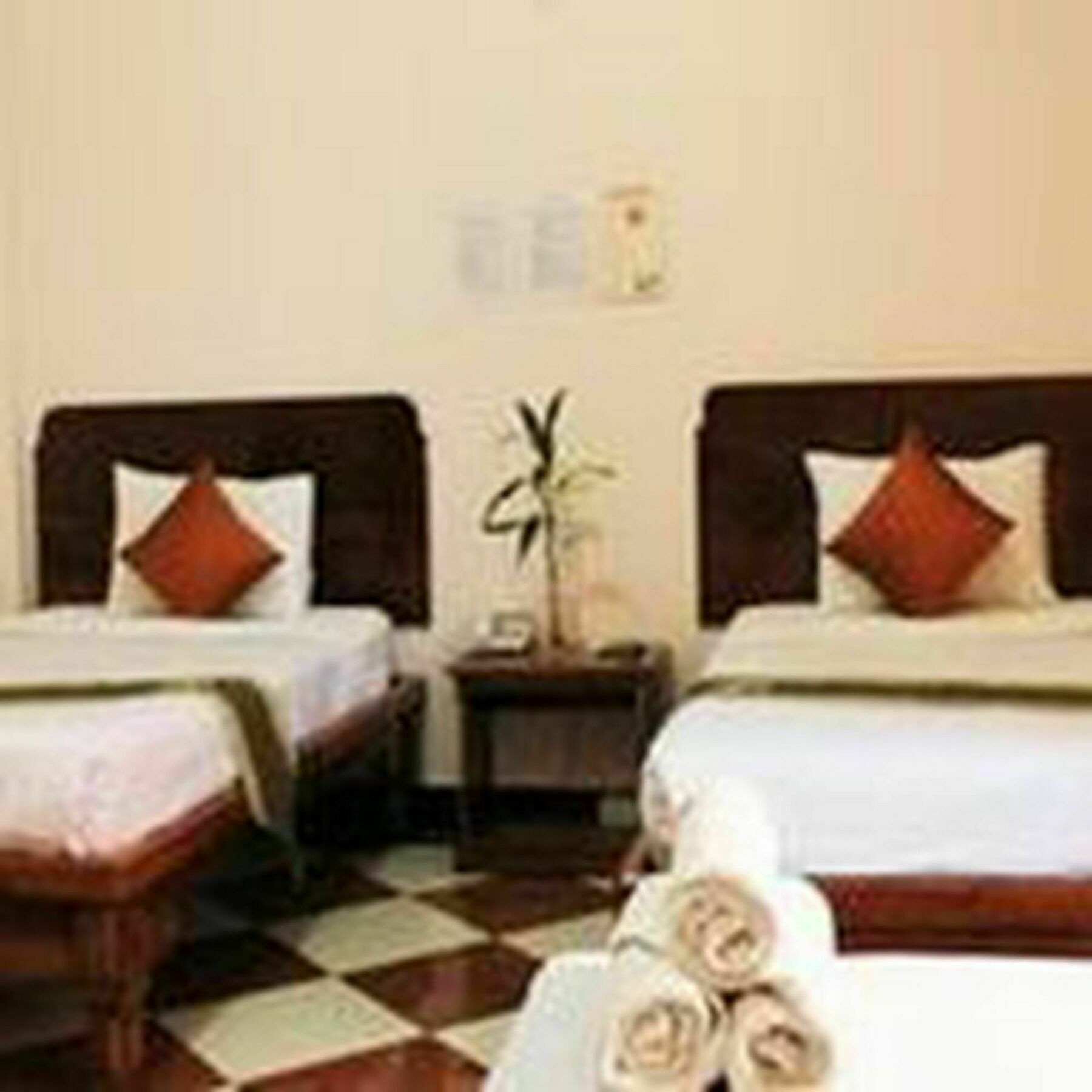 Nawin Palace Guesthouse Phnom Penh Luaran gambar